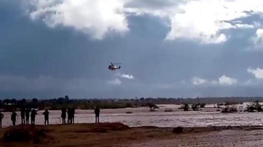 مروحية ” هليكوبتر ” لإنقاذ مواطن حاصرته السيول بتارودانت