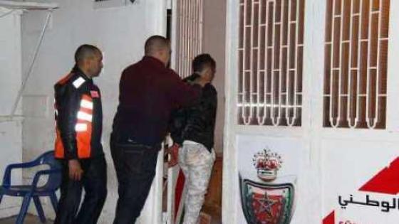 توقيف شابين يستهدفان المواطنين ومرتادي كورنيش اكادير بالسرقة تحت التهديد بالسلاح الأبيض