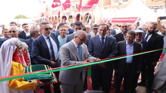 افتتاح مهرجان تيميزار بعرض أكبر حزام من الفضة الخالصة