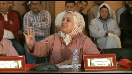 حبيبة بعيوض عضو مجلس جماعة إنزكان تنتفض ضد شركات نقل الأموات وتصفها بـ”مصّاصة دماء المواطنين”