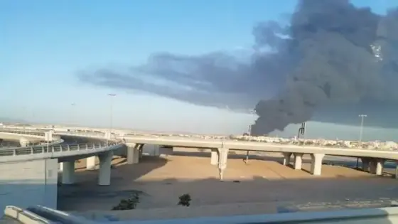هجوم ضخم للحوثيين على منشأة نفطية في جدة السعودية