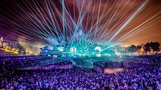 TOPSHOT - ***BELGIUM OUT***
This photo taken on July 22, 2016 at the De Schorre recreation area in Boom shows the first day of the Tomorrowland Electronic Music Festival.
The 12th edition of Tomorrowland Electronic Music Festival takes place at the 'De Schorre' recreation area in Boom from 22 until 24 July 2016. / AFP / BELGA / JONAS ROOSENS / Belgium OUT (Photo credit should read JONAS ROOSENS/AFP/Getty Images)