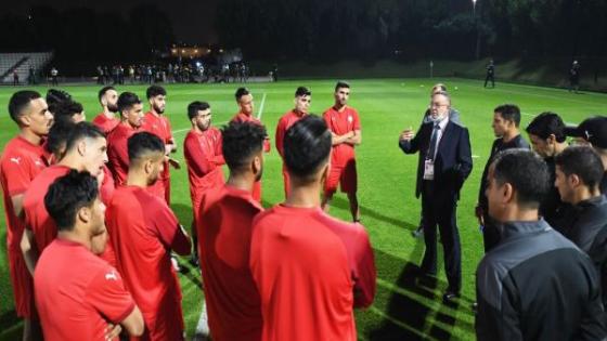 لقجع يحفز ويشجع عناصر المنتخب قبل مباراته مع الجزائر وهذا ما قاله (فيديو)