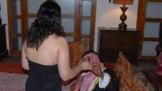 إعتقال شقيقة فنانة شهيرة بمراكش قضت ليلة ماجنة مع خليجي واستولت على أمواله