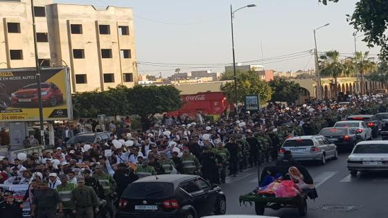 انزكان : بالصور ، احتجاجات الاساتذة المتعاقدين…الشارع يثمن سلمية المتظاهرين وحكمة القوى الامنية في التعامل مع الوضع.