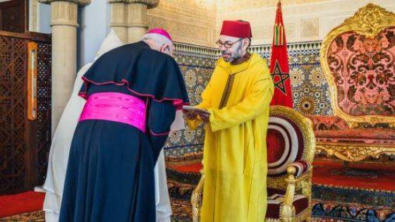 جلالة الملك يستقبل بالرباط عددا من السفراء الأجانب