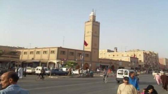 ظاهرة استغلال الملك العمومي تغزو ساحات المساجد بأولاد تايمة