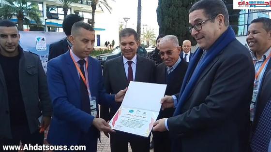 بالفيديو .. المدن والبرامج التنموية التي زارتها قافلة الإخاء بجهة العيون الساقة الحمراء