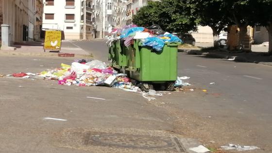 احتقان بعد إضراب أرباب شاحنات الأزبال في أكادير