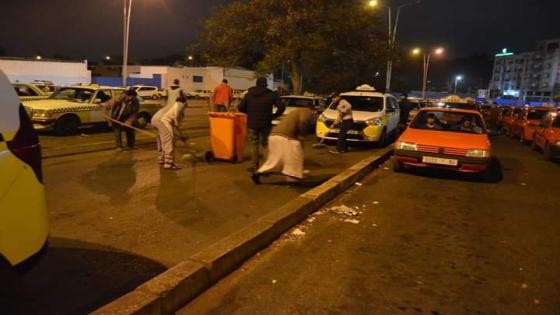 اكادير : سائقوا و مهنيوا سيارة الأجرة ينظمون حملة نظافة