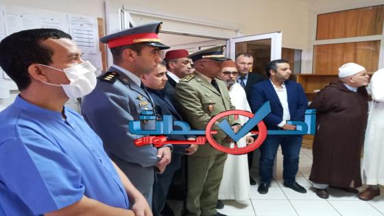 مسؤولون في زيارة تفقدية لمركز ” باني ” لتصفية الدم بتيزنيت