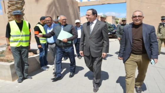 عامل الإقليم يزور نزلاء دار الطالب والطالبة في تزنيت