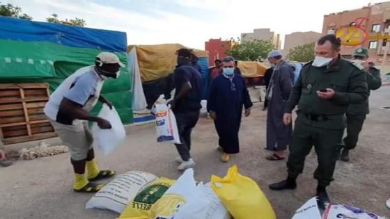 مساعدات غذائية تصل “مهاجرين أفارقة ” في تزنيت