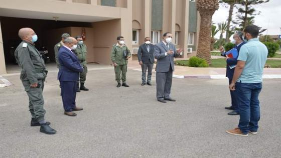 السلطات تشرف على تقديم مساعدات غدائية بجماعات داوئر تزنيت