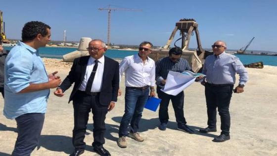 ساويرس أغنى أغنياء العرب وإفريقيا يحل بالمغرب و يستثمر بالصويرة