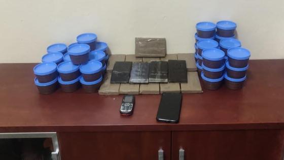 أكادير : فرقة (bag) قرقبات على بزناز و بحوزته 3 كيلو حشيش والمعجون
