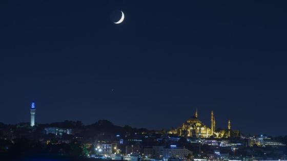 هذه الدول التي أعلنت يوم الثلاثاء عيدا للفطر