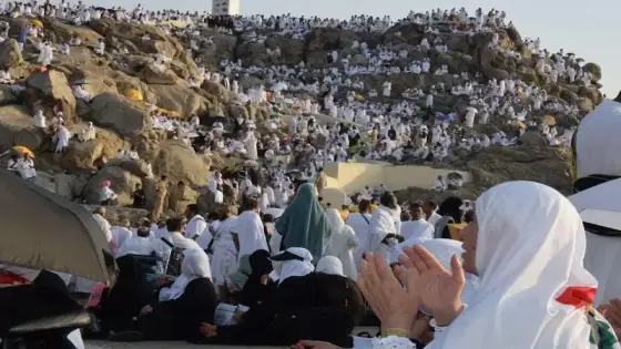 أمير المؤمنين الملك محمد السادس يوجه رسالة إلى الحجاج المغاربة