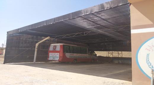 خيمة مخصصة لحافلة نادي أمجاد هوارة تستنفر المجلس الجماعي بأولاد تايمة