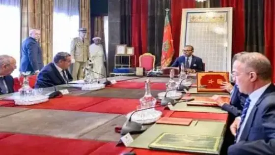 بلاغ للديوان الملكي..جلالة الملك يرأس اجتماعًا لتفعيل برنامج إعادة إيواء متضرري زلزال الحوز وتكفل الأيتام