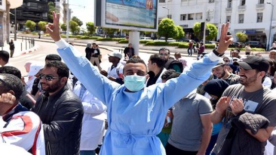 الممرضون يتوعدون بالتصعيد ويؤكدون على ضرورة حماية المهنة من “الدخلاء”