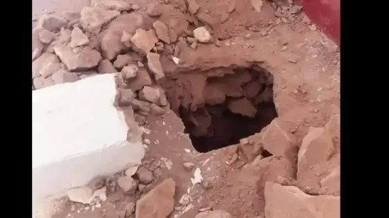 بحثا عن الياقوت..مجهولون ينبشون قبر ضريح ضواحي تيزنيت