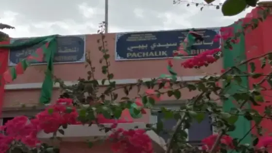 سيدي بيبي : قائد الملحقة الادارية الأولى يغمض العين عن البناء ‘الرشوائي’!!.
