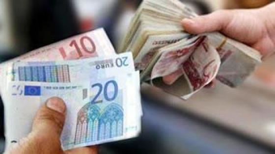 ضبط 40 ألفا و 320 أورو غير مصرح بها بميناء طنجة