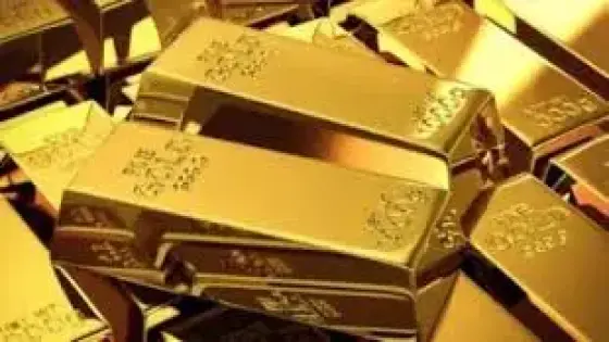 انخفاض سعر الذهب في ظل تضاؤل الطلب
