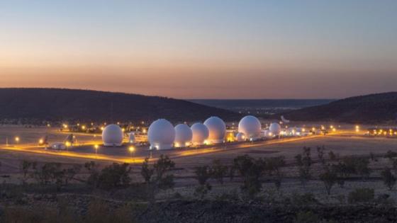 “قاعدة المراقبة الأميركية Pine Gap تكشف عن تقديم بيانات استخباراتية لإسرائيل في وقت هجومها على غزة”