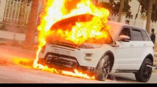 تعرض سيارة حارس مرمى الرجاء محمد بوعميرة لحريق