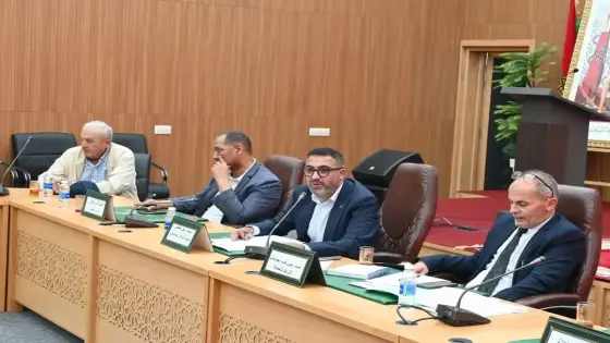 مجلس عمالة إنزكان أيت ملول يعقد دورته الاستثنائية ويصادق على جدول أعماله