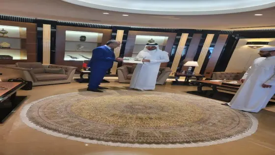 الحموشي يلتقي نظيره القطري في إطار جولة شرق اوسطية