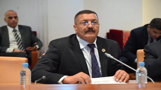 بعد جدل “الخطأ المطبعي”.. ديواني يوضح تفاصيل توزيع 92 حافلة بجهة سوس ماسة