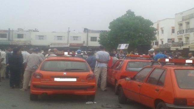 مهنيو سيارات الأجرة يستعدون للإضراب عن العمل الخميس المقبل