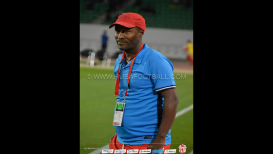 المدرب يرفض التعليق …. و اللاعب “دافع كبير”