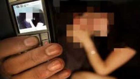 إحاءات إباحية تفضي لإعتقال شابين في بلفاع