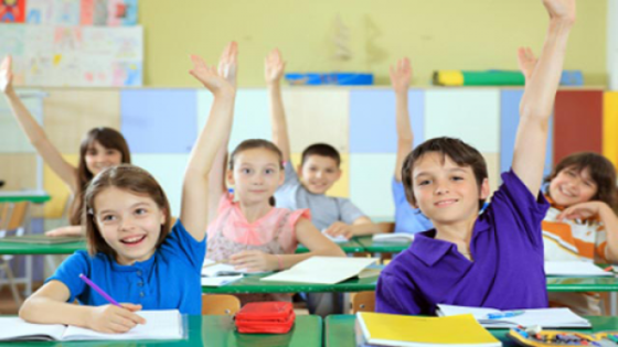 إحياء اليوم العالمي للمدرس 5 أكتوبر.. قم للمعلم وفه التبجيلا
