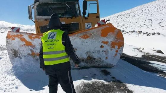 أزيلال/تنغير.. الثلوج تحاصر ليلا موكب عرس والسلطات تتدخل في عملية الإنقاذ