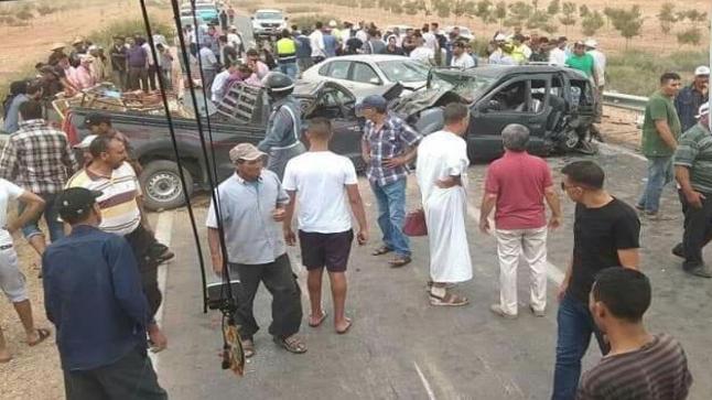 روينة : مقتل سيدة وجرح آخرين في حادث اصطدام أربع سيارات