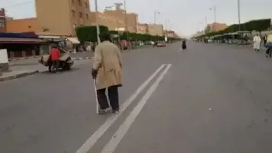 “المجانين”يملؤون شوارع مدن سوس وسط صمت مقلق من الجهات المسؤولة