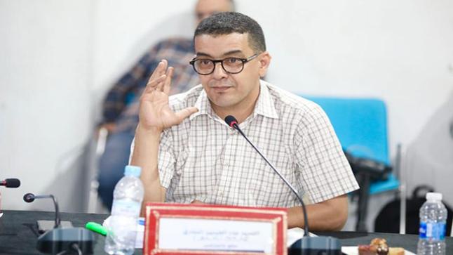 ماء العينين يتهم جماعة أكادير بخرق القانون ويُطالِب بتدخّل الوالي