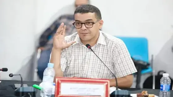 ماء العينين يتهم جماعة أكادير بخرق القانون ويُطالِب بتدخّل الوالي
