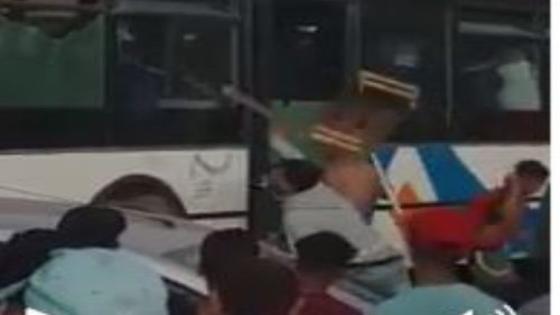أكادير: بشكل سريع وجدي ، رجال الدرك يتفاعلون مع فيديو تخريب حافلة بتغازوت والجناة في قبضة العدالة