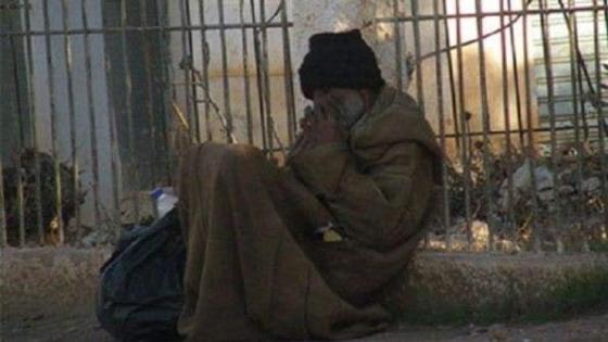وزير سابق ” متشرد ” ينام بالشوارع