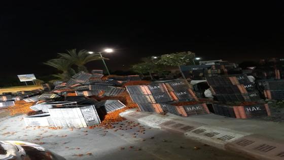 انقلاب شاحنة ” رموك ” بمدارة تمرسيط بآيت ملول