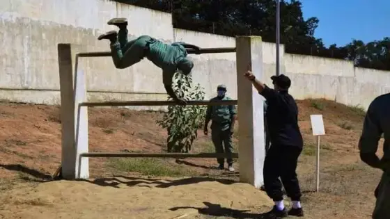 تدريبات أمنية لرجال أمن ” بوركينابيين ” بمعهد الشرطة المغربية