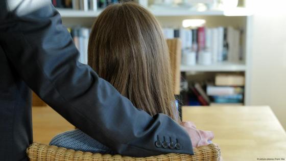 الرباط: حكم بسجن مشروط وغرامة على أستاذ جامعي في قضية التحرش الجنسي واستغلال النفوذ