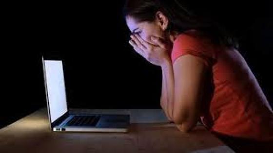 البحث عن مسرب صورة حميمية لفتاة قاصر في بلفاع