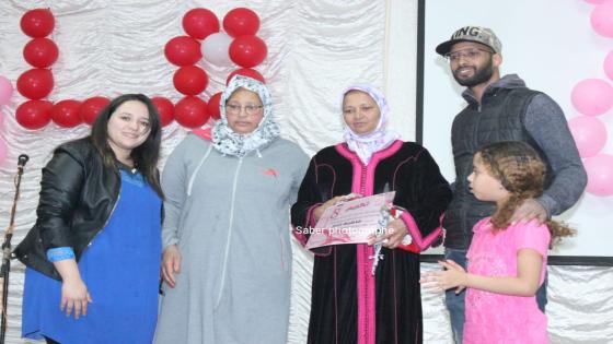 بالفيديو ، تكريم المرأة العاملة في النظافة ببيوكرى